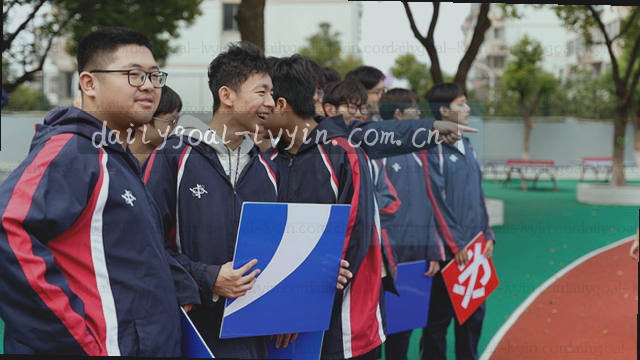 安全第一 谨慎判断
风险对比 理性取舍
信息核实 避免盲从
冷静观察 远离陷阱